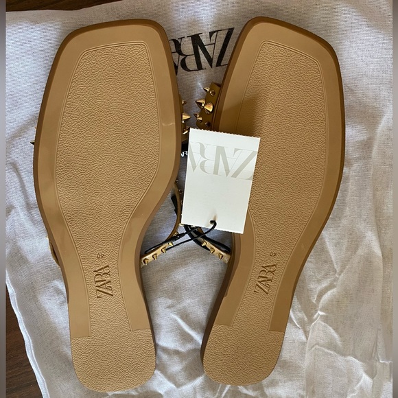 Studded flat brown sandals - Picture 4 of 6